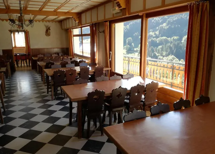 Les Cimes Couette-café