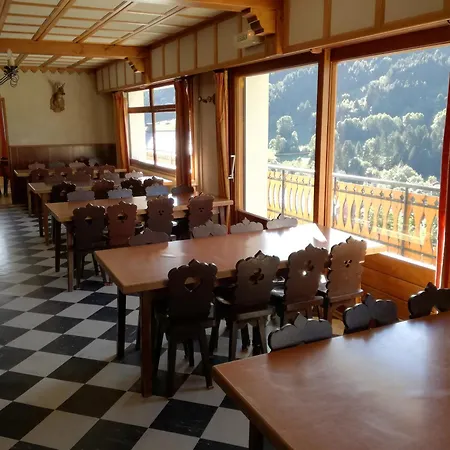 Les Cimes Bed & Breakfast